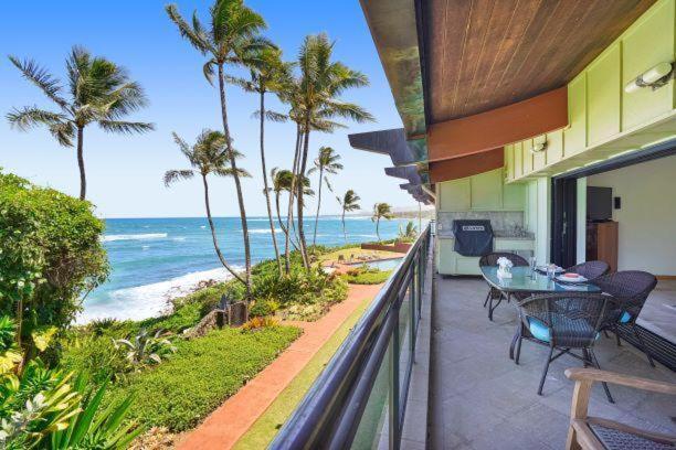 Luxury 2-Story Oceanfront Condo W/ Views & Pool Wailua  外观 照片
