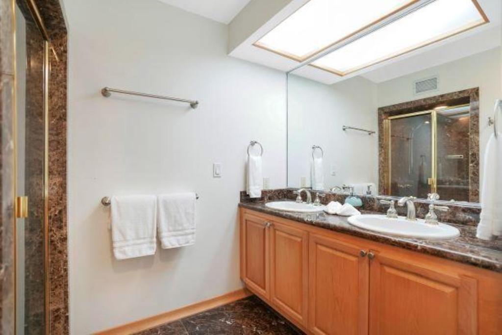 Luxury 2-Story Oceanfront Condo W/ Views & Pool Wailua  外观 照片