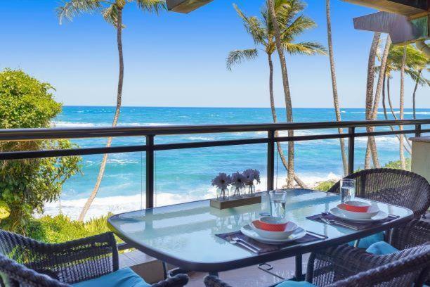 Luxury 2-Story Oceanfront Condo W/ Views & Pool Wailua  外观 照片